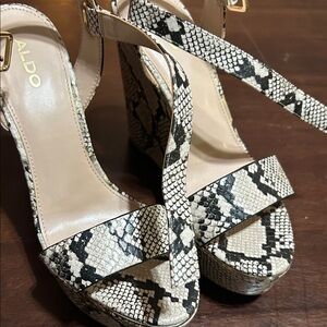 ALDO Women's Snakeskin Wedges - Black and Cream